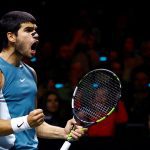 American Fisher smashes 3000m indoor world record