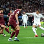 F1 2025: Hamilton and Leclerc do first laps in new Ferrari SF-25