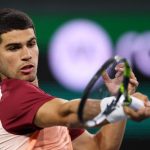 Stephen Curry becomes first player in NBA history to make 4,000 3-pointers