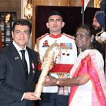 Ajith awarded the Padma Bhushan as Shalini, kids, & family look on!