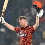 Emi Martinez gets red card in Manchester United vs Aston Villa, sets forgettable record